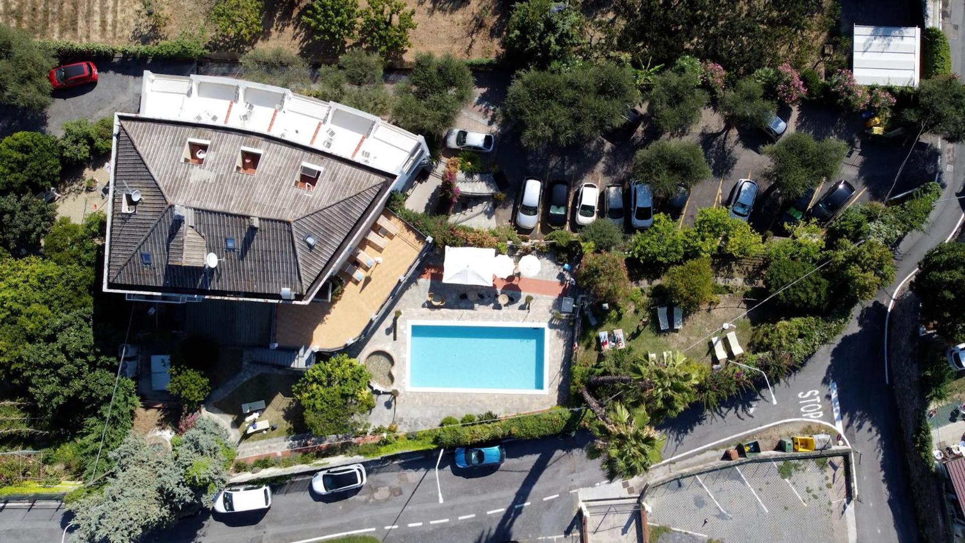 Hotel Bellavista San Bartolomeo Al Mare Exteriör bild