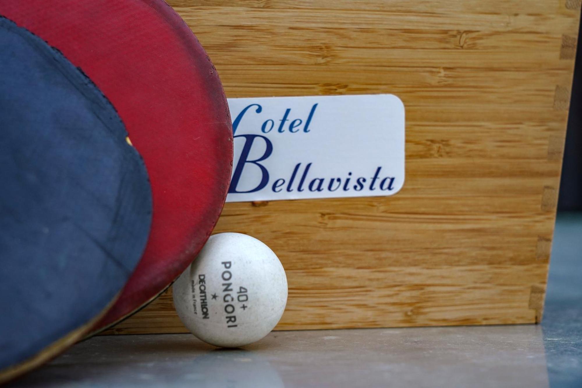 Hotel Bellavista San Bartolomeo Al Mare Exteriör bild